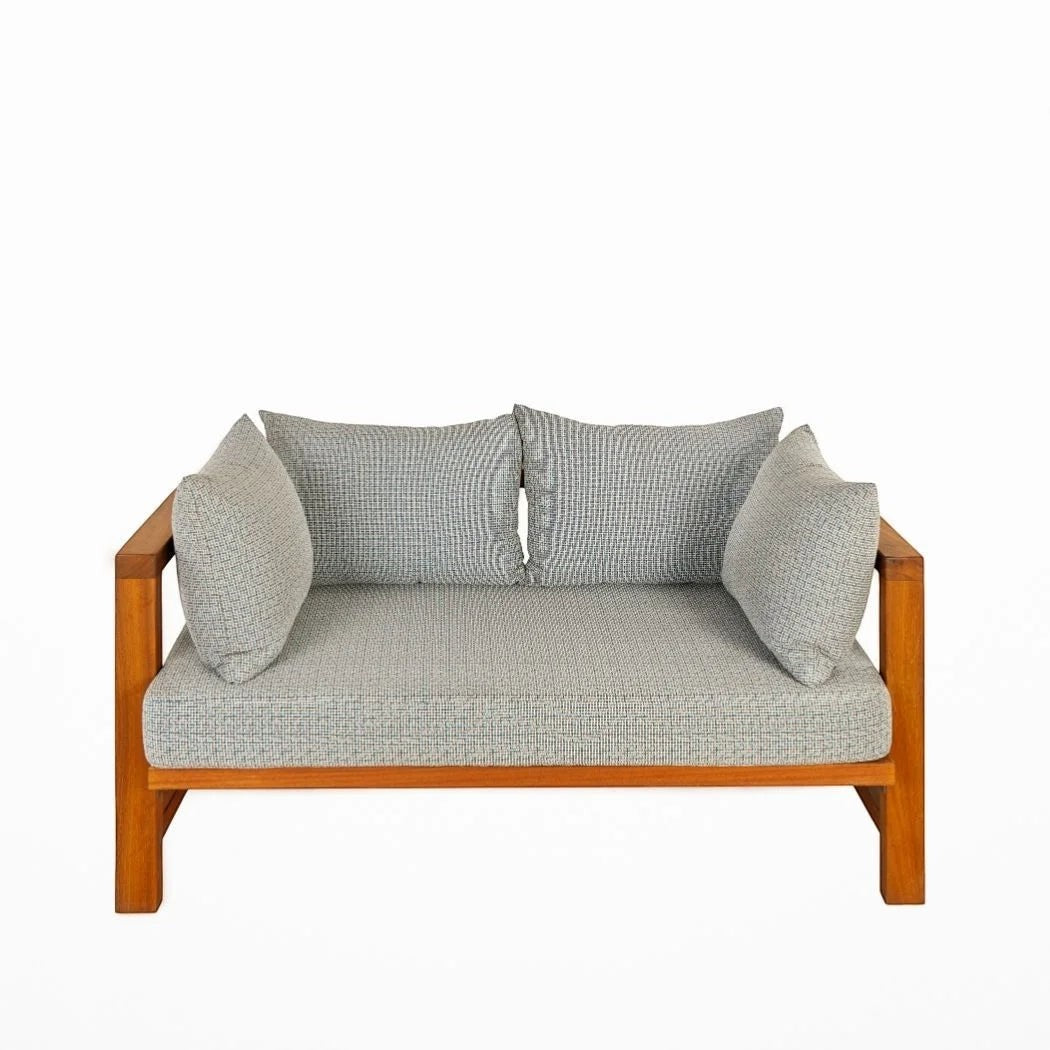 Likya Loveseat