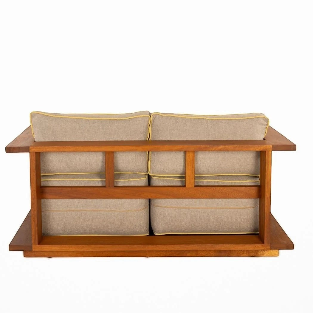 Selge Loveseat