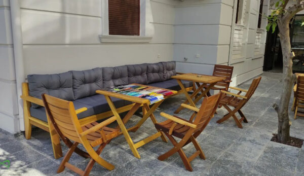 VİA NUCA